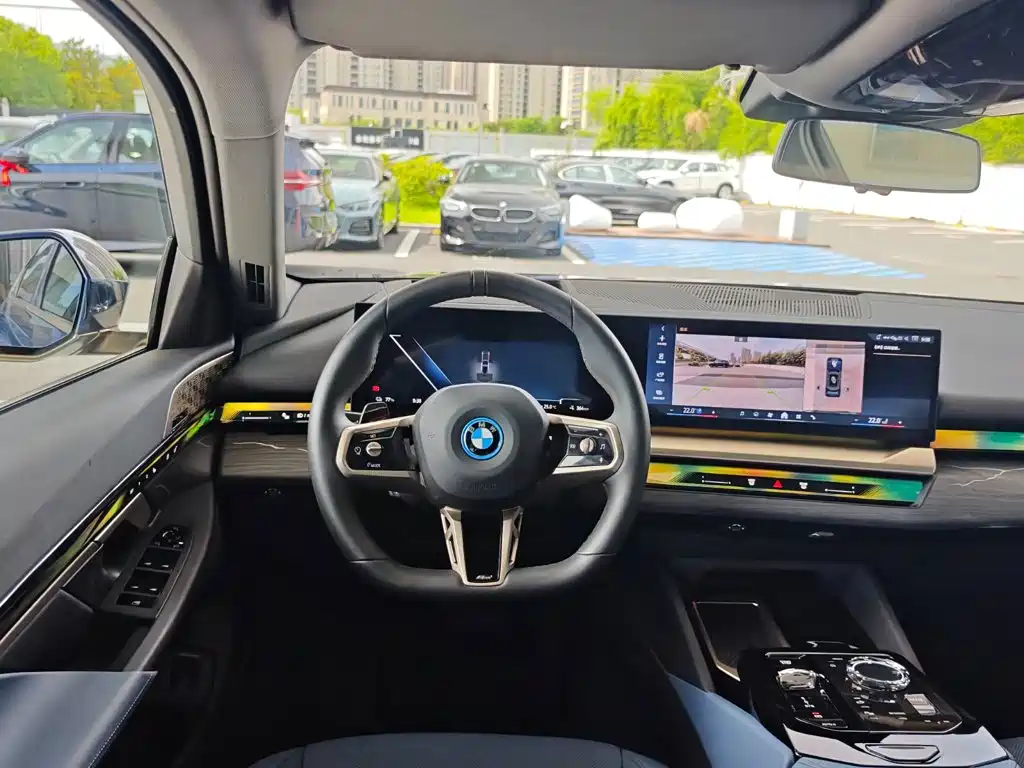 BMW i5 2025 2025 xDrive 50L M Sport Package