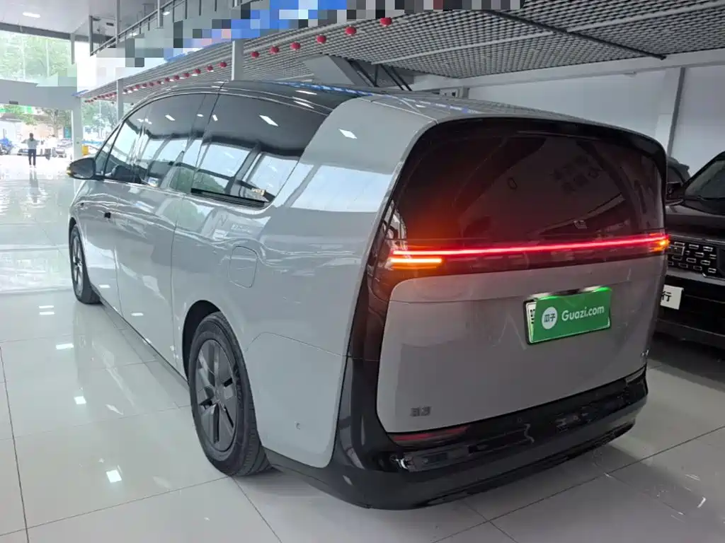 Li Auto MEGA 2024 2024 Ultra