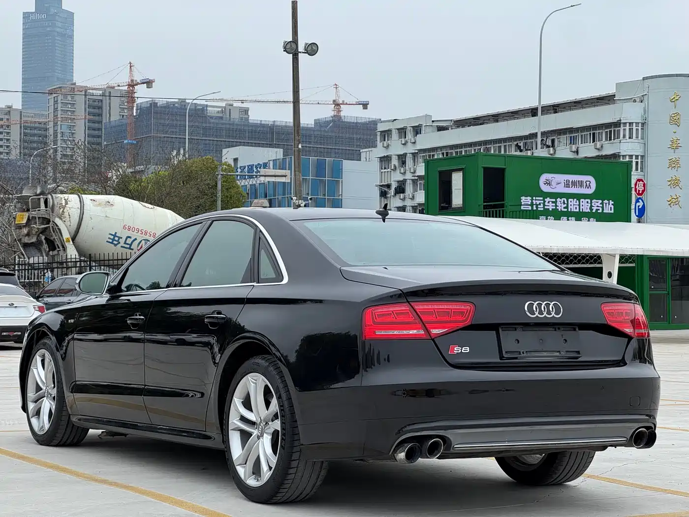 Audi S8 2013 S8 4.0TFSI quattro фото 6
