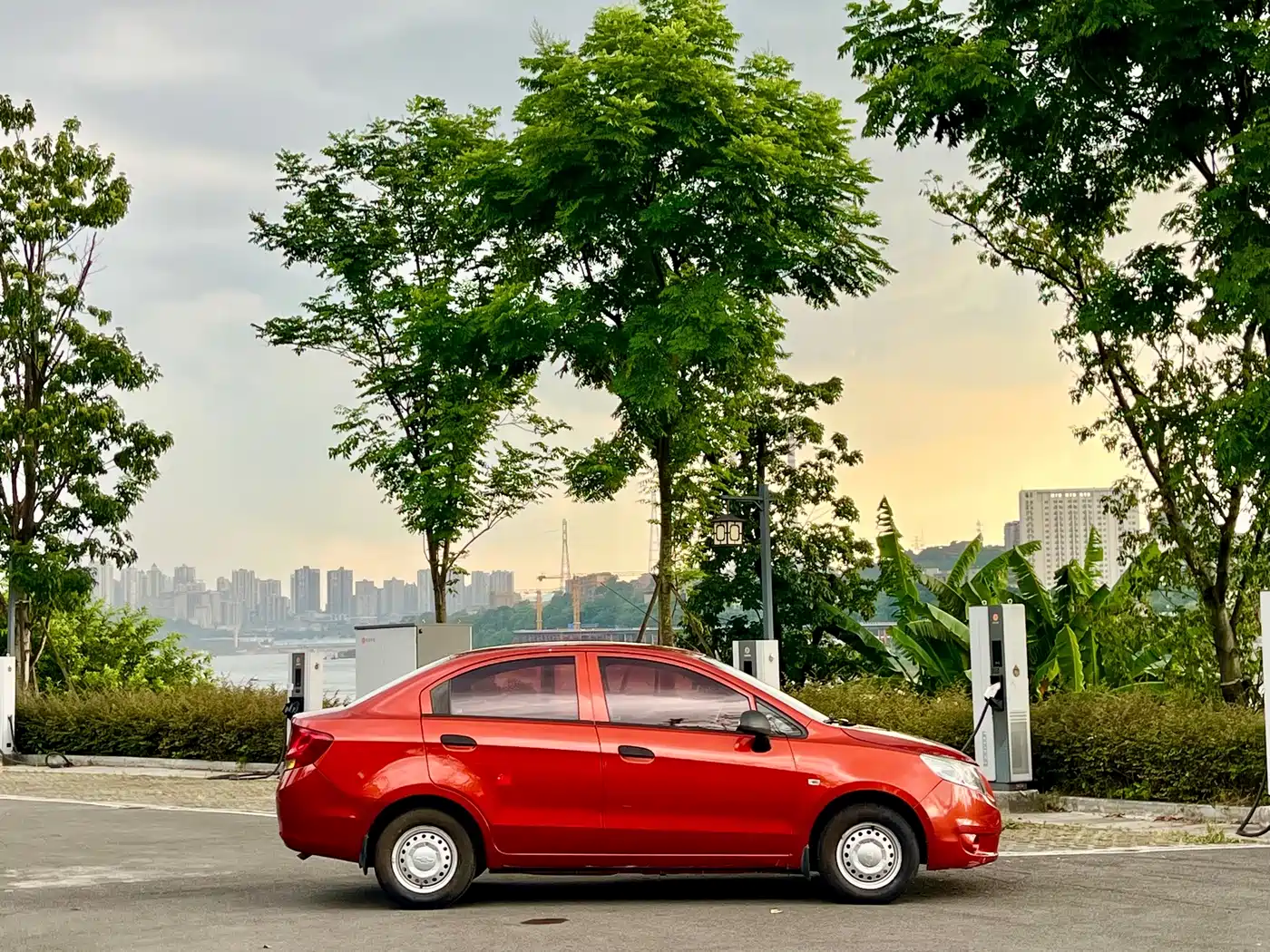 Chevrolet Sail 2013 2013 Sedan 1.2L Manual Warm Edition