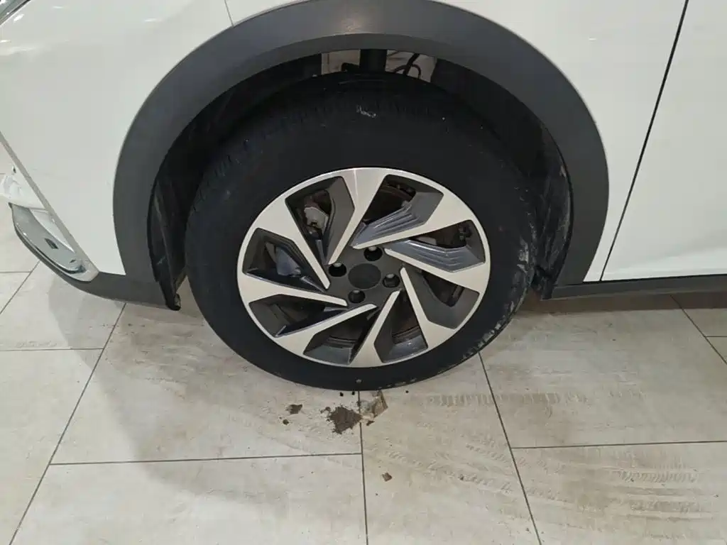 صورة 25 - Dongfeng Aeolus Yixuan GS
