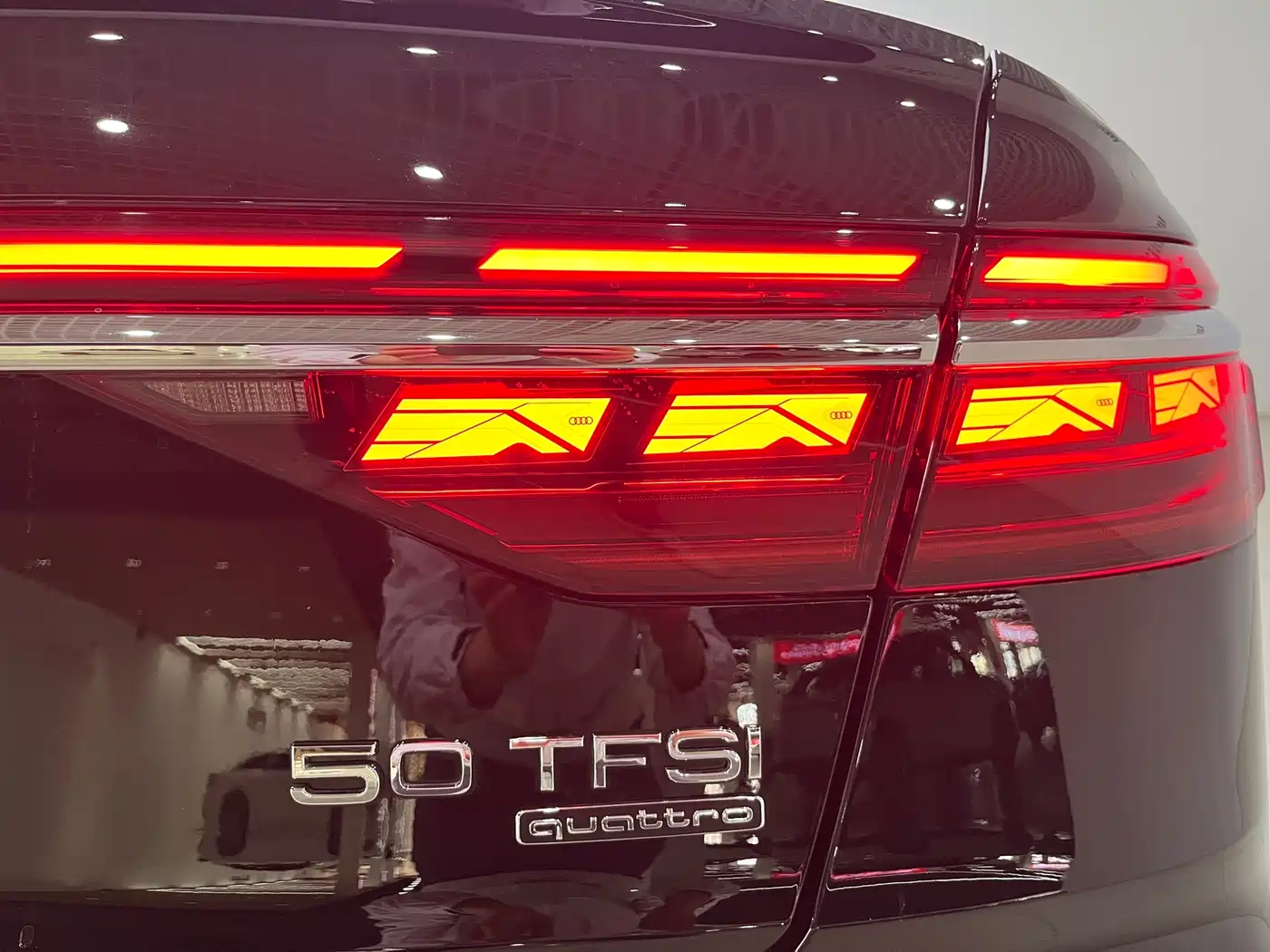 Audi A8 2023 A8L 50 TFSI quattro Premium фото 19