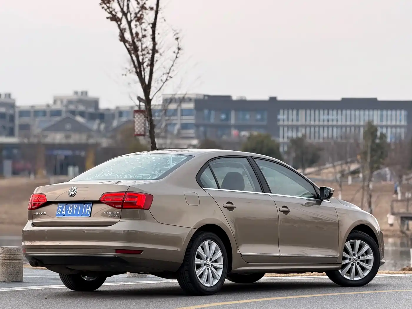 Volkswagen Sagitar 2015 230TSI Automatic Comfort фото 15