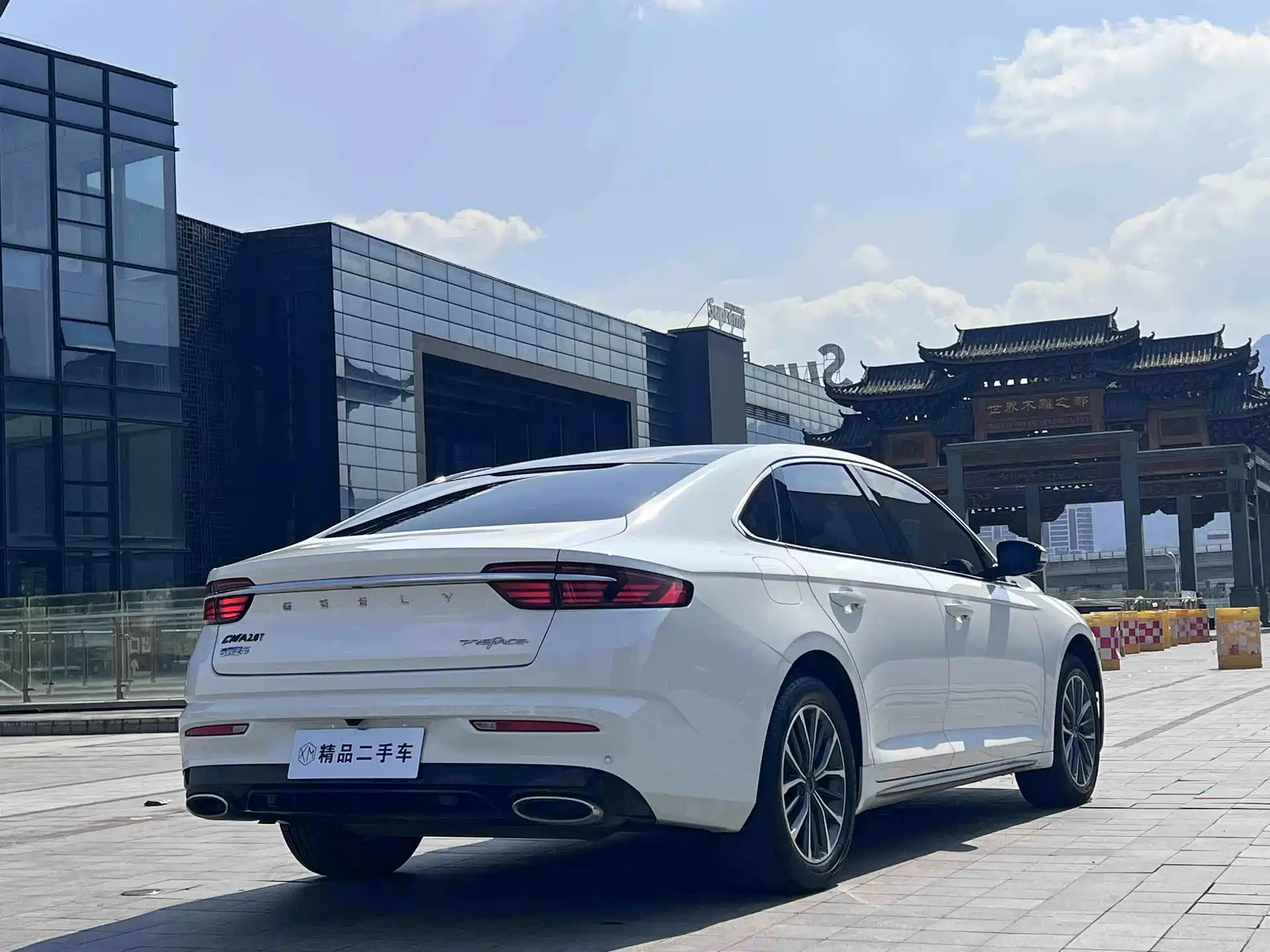 Фото 9 - Geely Preface