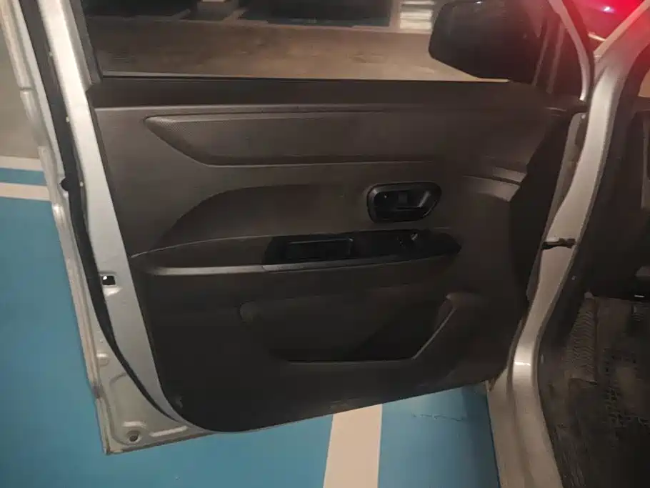 Wuling Motors Wuling Hongguang V 2023 2022 1.5L Power Take Edition Electric Power Steering LAR