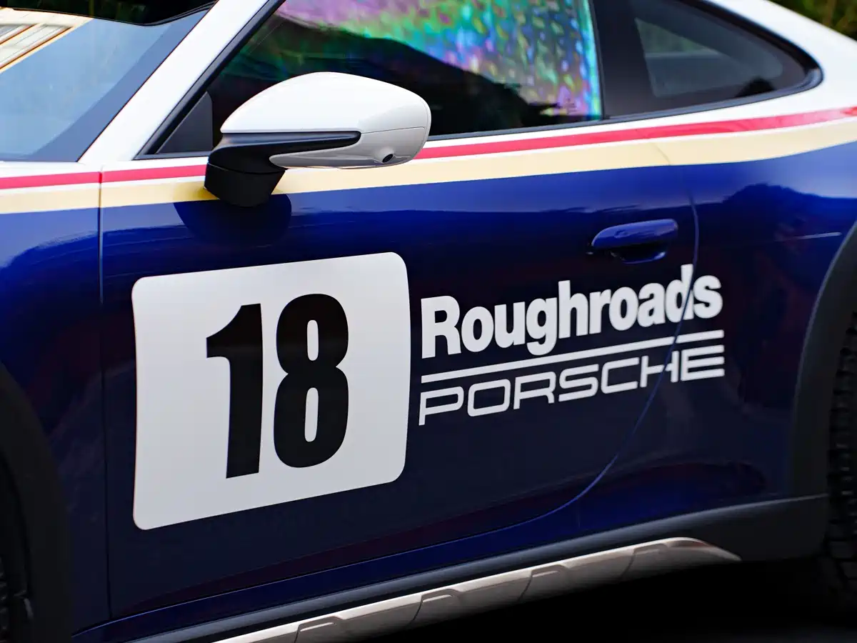 Porsche 911 2023 Dakar 3.0T фото 15