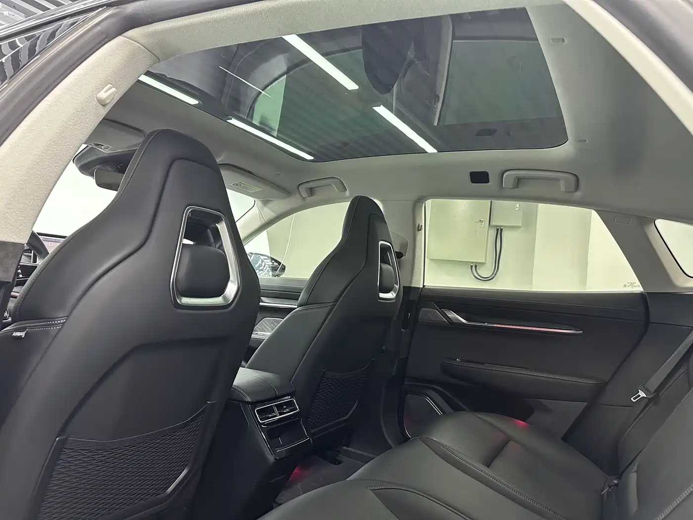 ZEEKR EXTREME KRYPTON 001