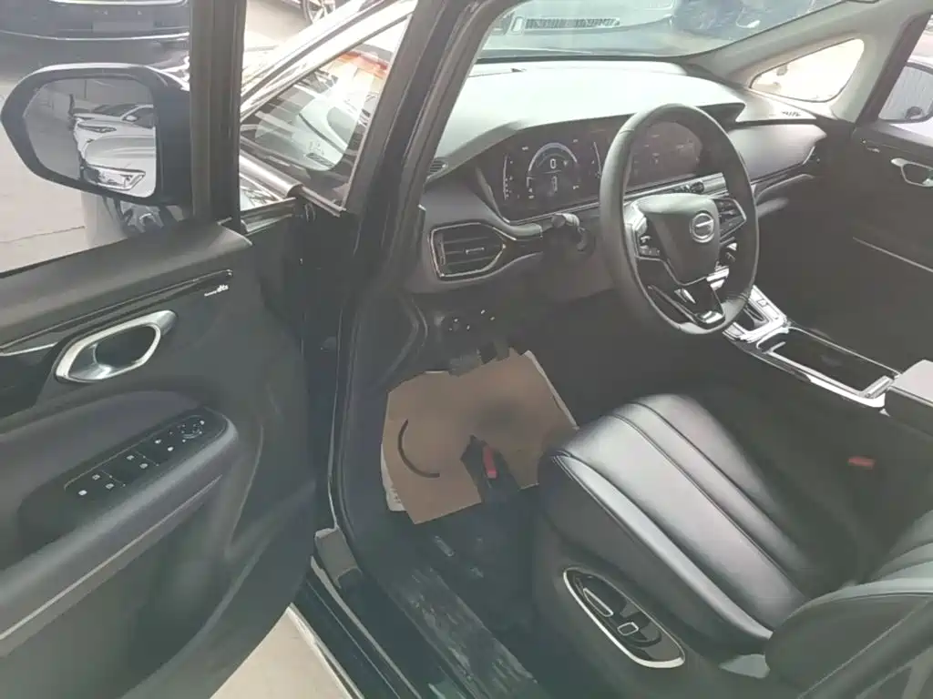 GAC Trumpchi Trumpchi M6 2026 2025 Basic Model