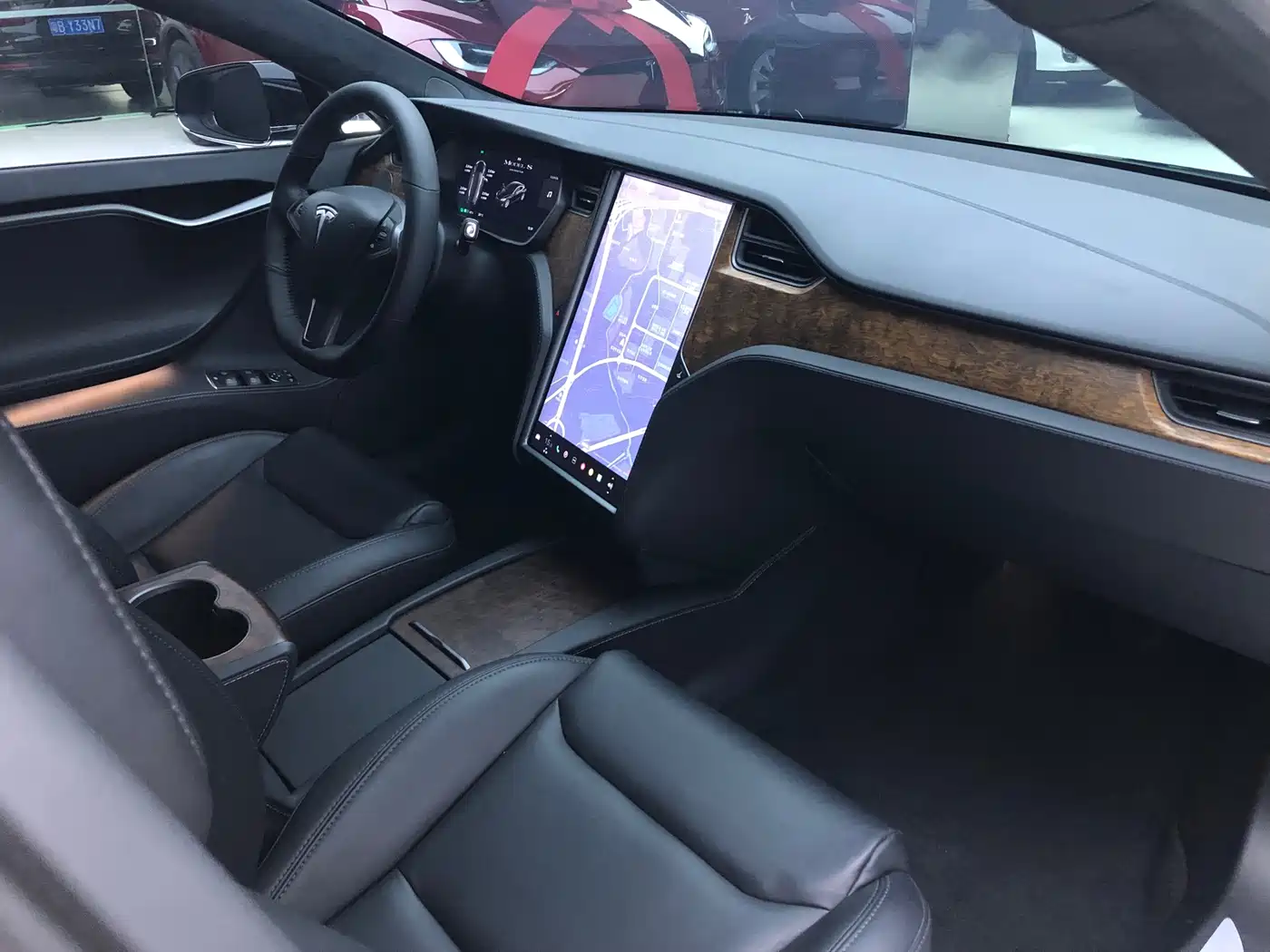 Фото 12 - Tesla Model S