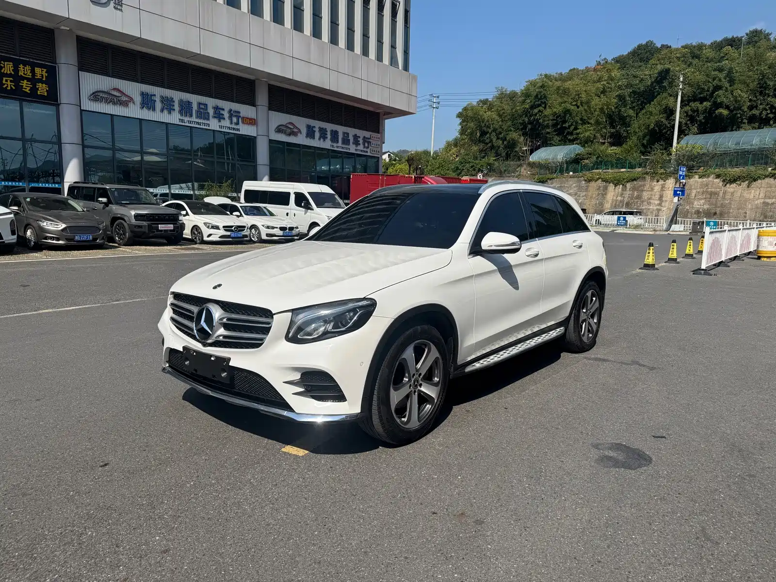 Фото 1 - Mercedes-Benz GLC