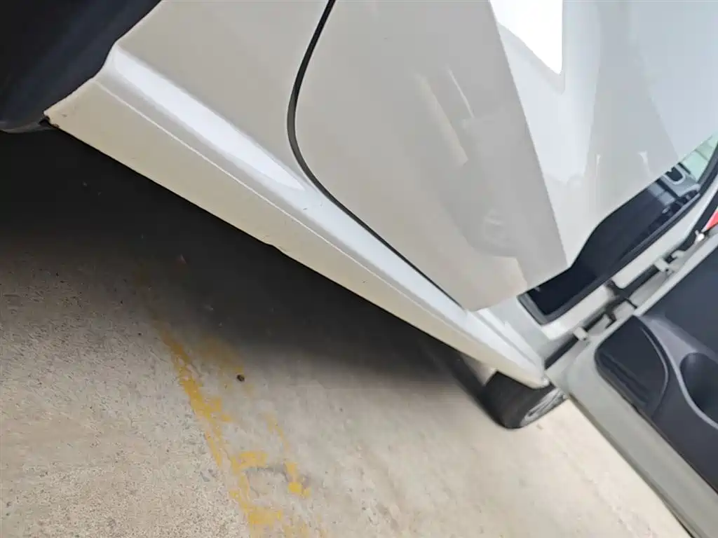 Volkswagen Polo 2016 1.6L Automatic Comfort фото 21