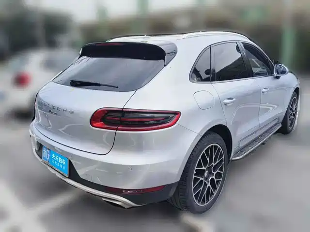Porsche Macan 2014 Macan 2.0T — фото 2