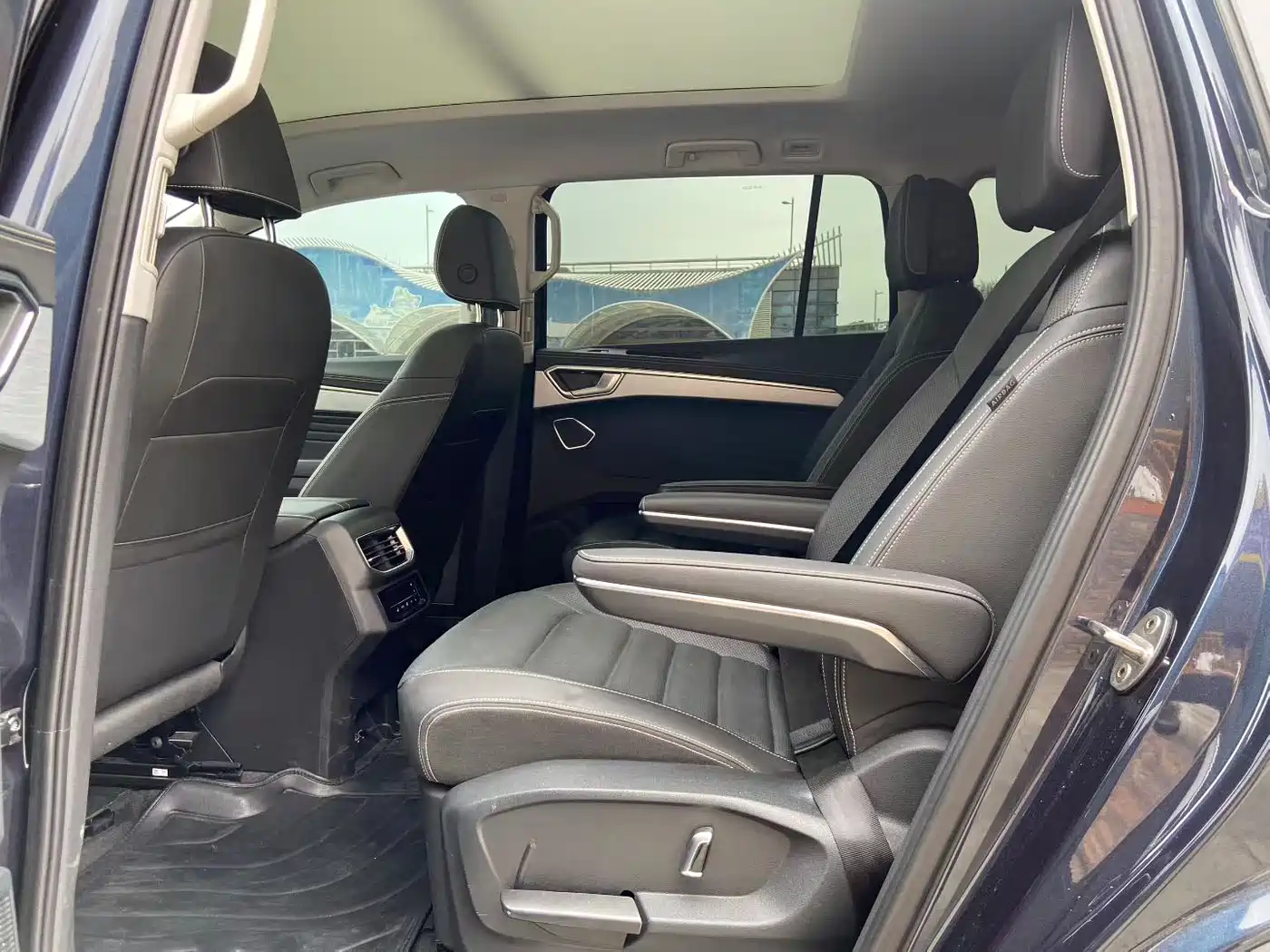 Volkswagen Talagon 2023 Facelift 380TSI 4WD Luxury Premium Pro Edition 6-Seater фото 9
