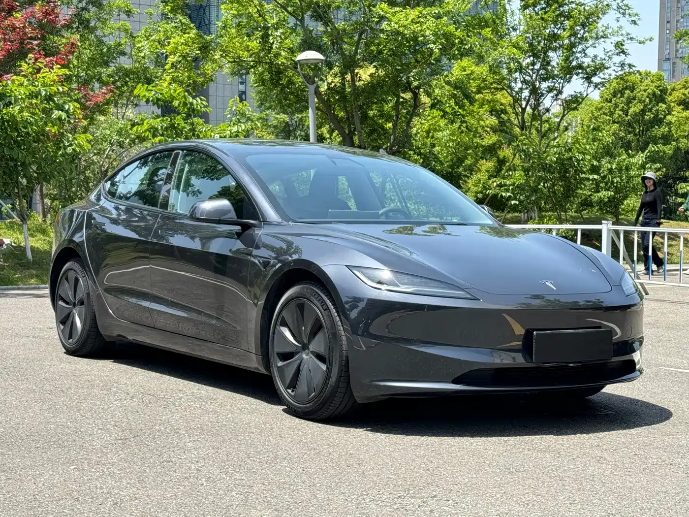 Tesla Model 3 2023 Rear-Wheel Drive фото 3