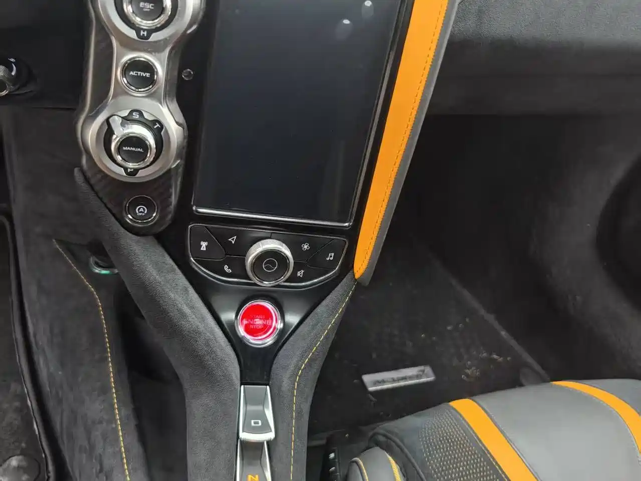 صورة 8 - McLaren 720S