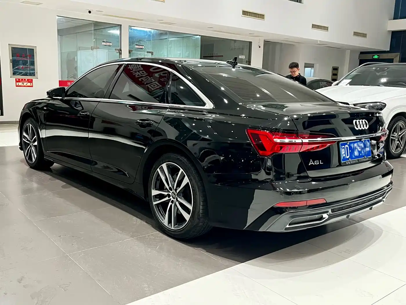 Audi A6L 2020 40 TFSI Luxury Dynamic фото 5