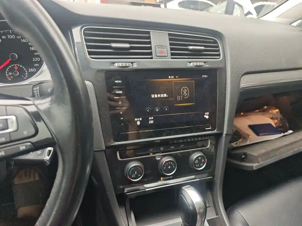 Фото 9 - Volkswagen Golf