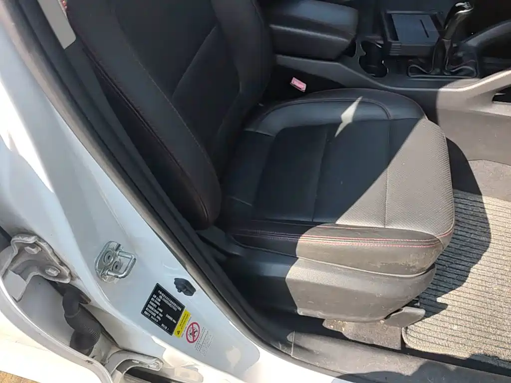 Changan CS75 2014 2014 2.0L Manual Luxury (China IV)