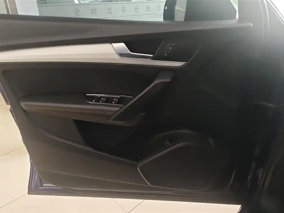 Audi Q5L 2018 40 TFSI Prestige Fashion (China V) фото 7