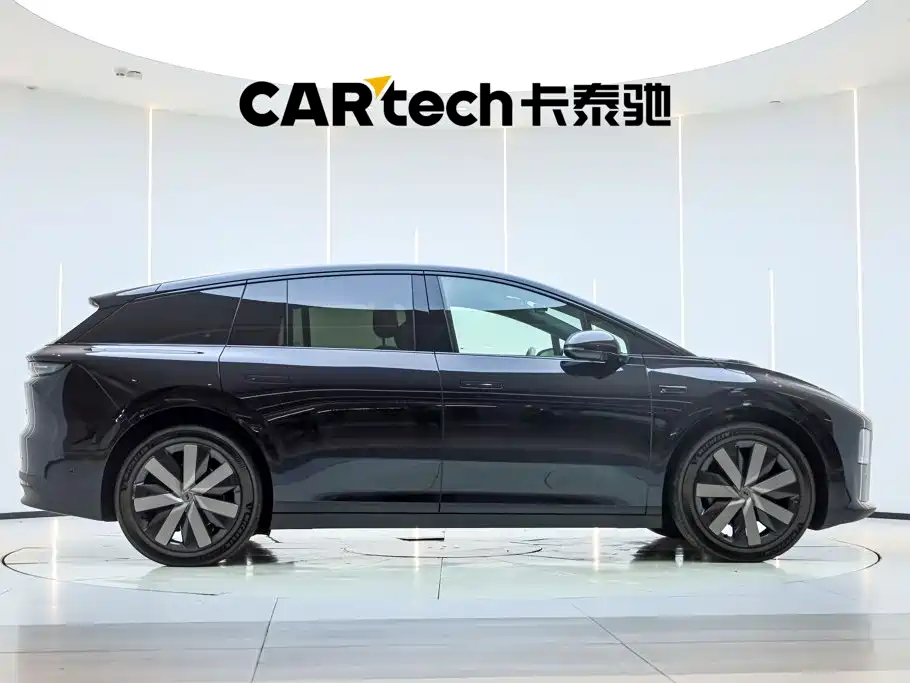 Li Auto i6 2025 2025 2WD Base Model