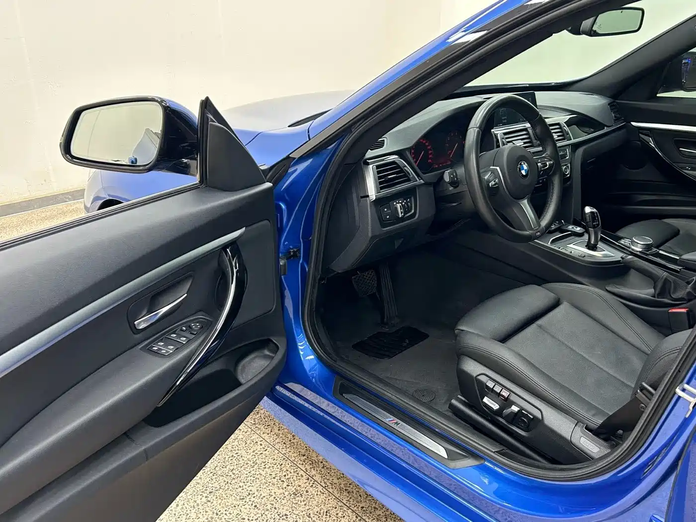 BMW 3 Series GT 2021 2020 320i M Sport Package