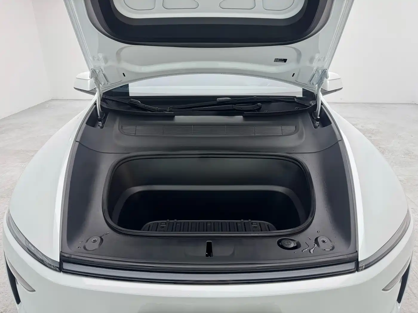 Tesla Model Y L 2025 2025 Facelift Long Range AWD