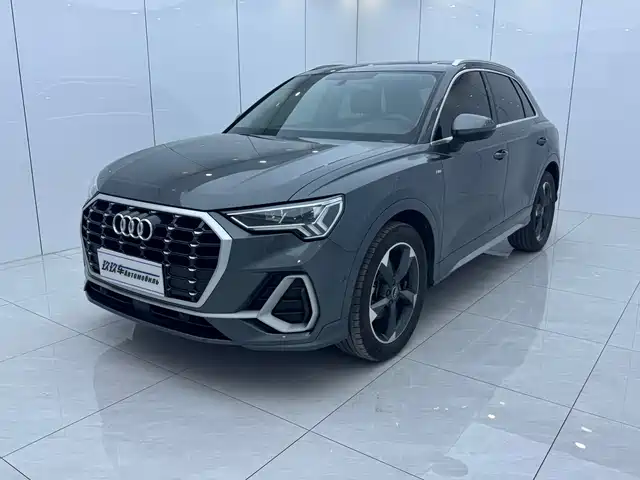 Audi Q3 35 TFSI, Стиль Драйв