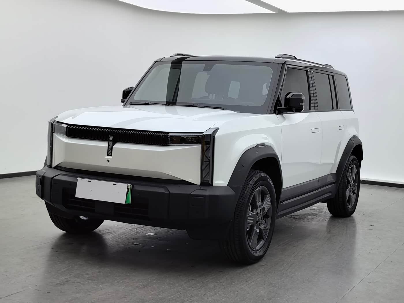 iCAR 03