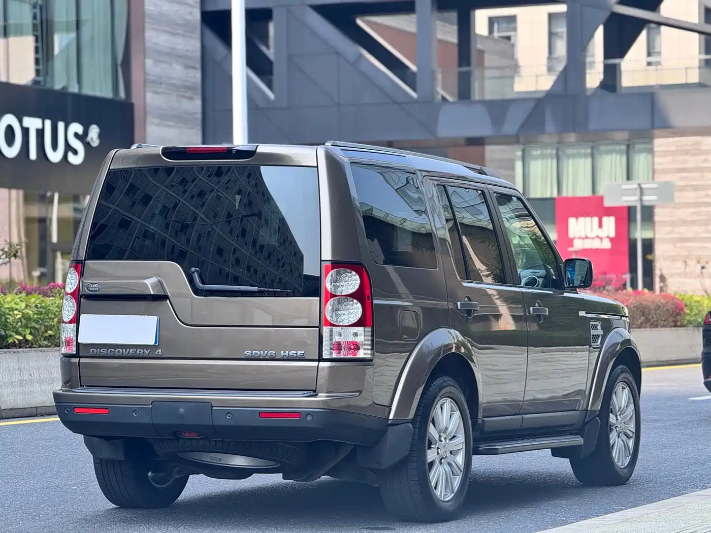 Land Rover Discovery 2012 3.0 SDV6 HSE Diesel фото 6