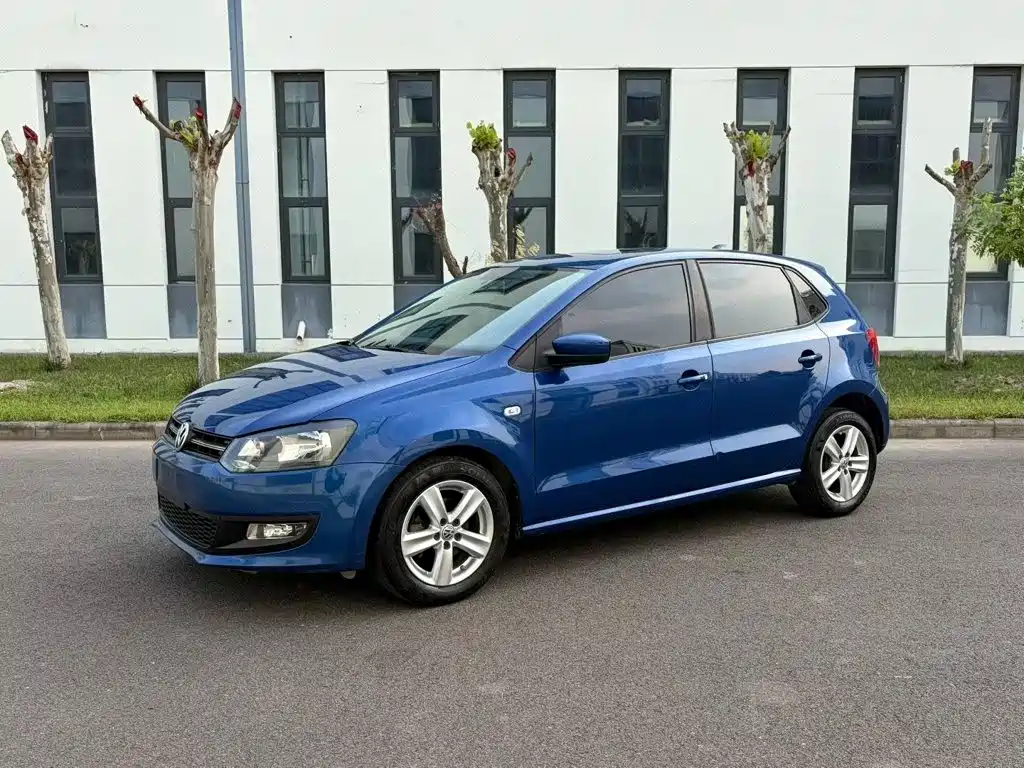 Volkswagen Polo 2012 2011 1.6L Automatic Style Edition