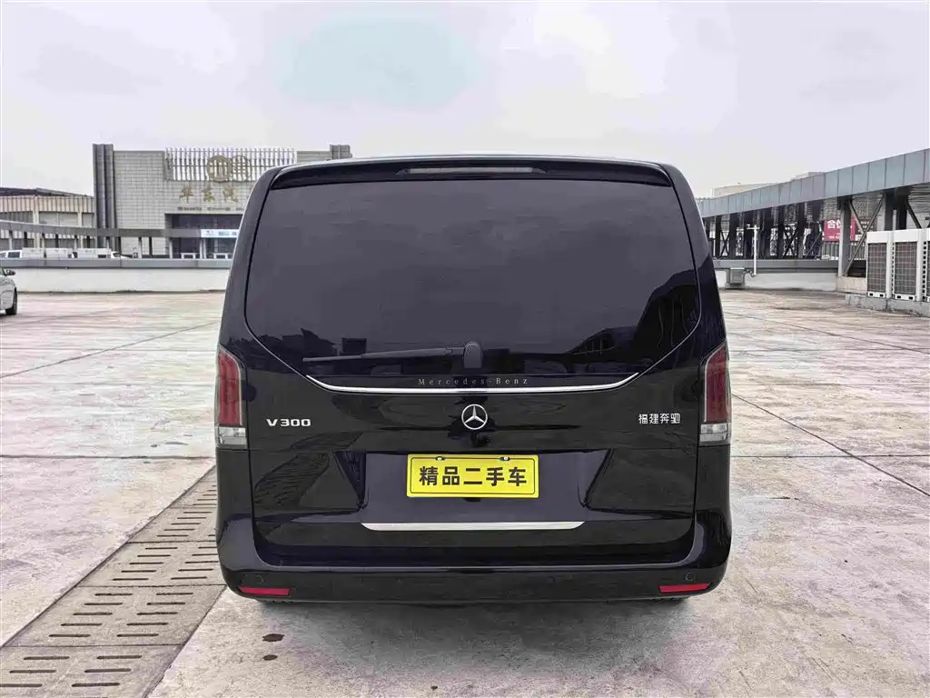 2025 Mercedes-Benz V-Class