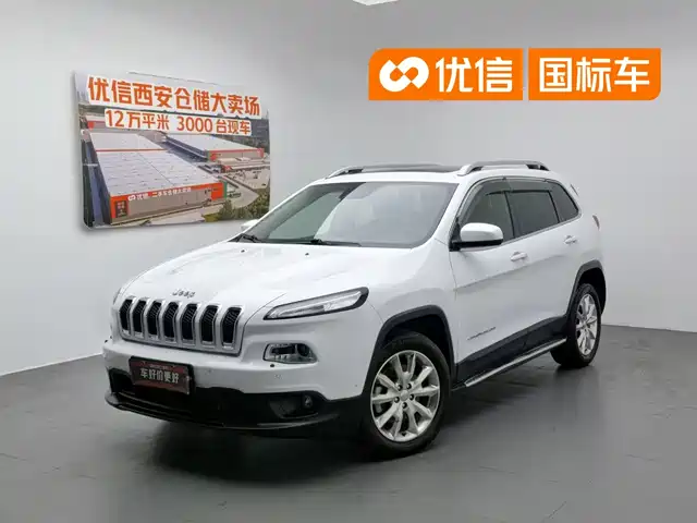 Jeep Cherokee (Import) 2014 2.4L Luxury — фото 1