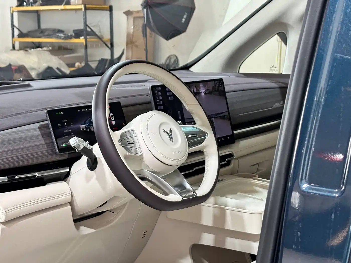Voyah Auto Voyah Dreamer 2025 2025 Model PHEV Basic Version