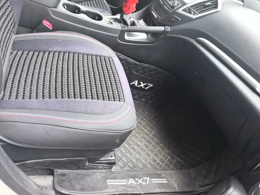 Dongfeng Aeolus Dongfeng Fengshen AX7 2015 2015 2.0L Manual Zhiyi Edition