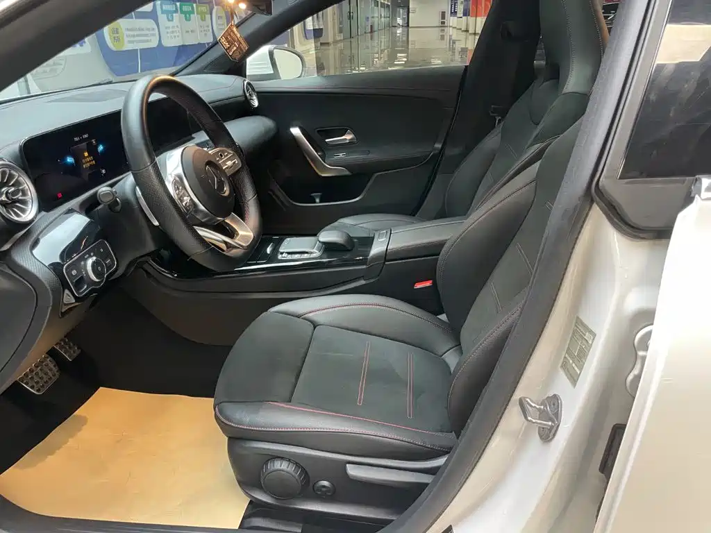 Mercedes-Benz CLA (Import) 2023 2022 Facelift CLA 200 Shooting Brake