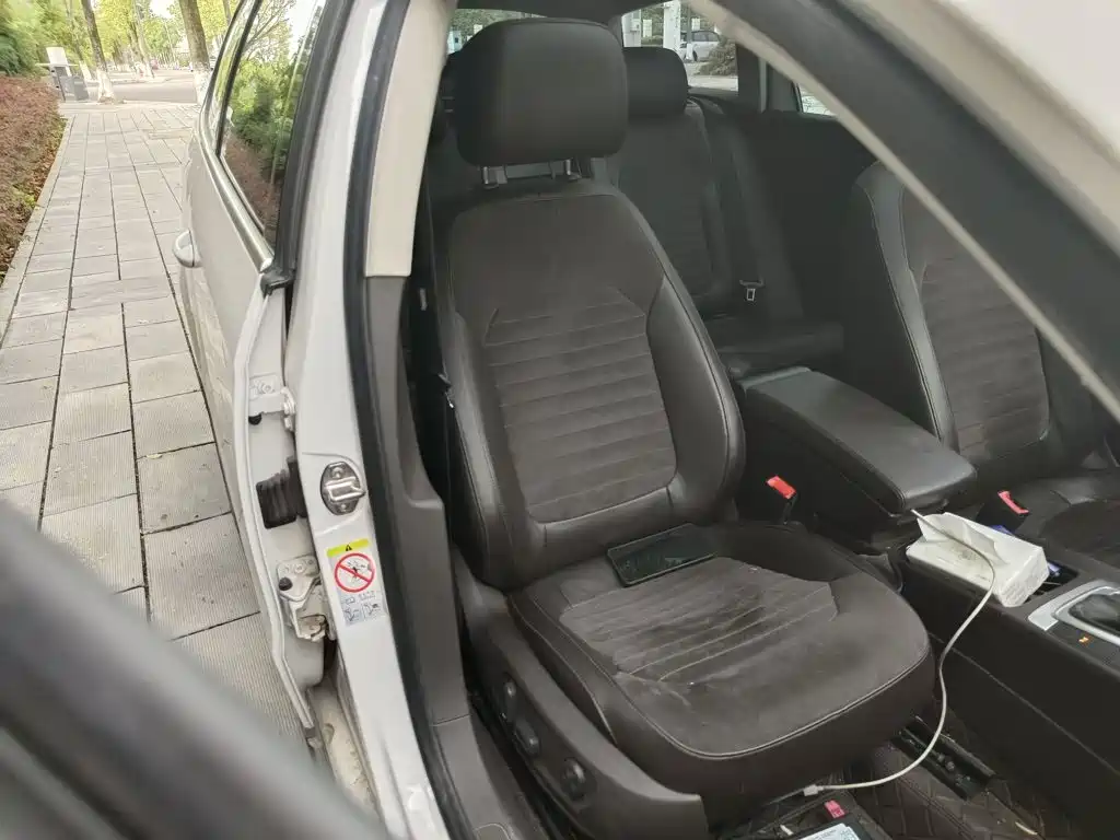 Фото 25 - Volkswagen Magotan (Import)