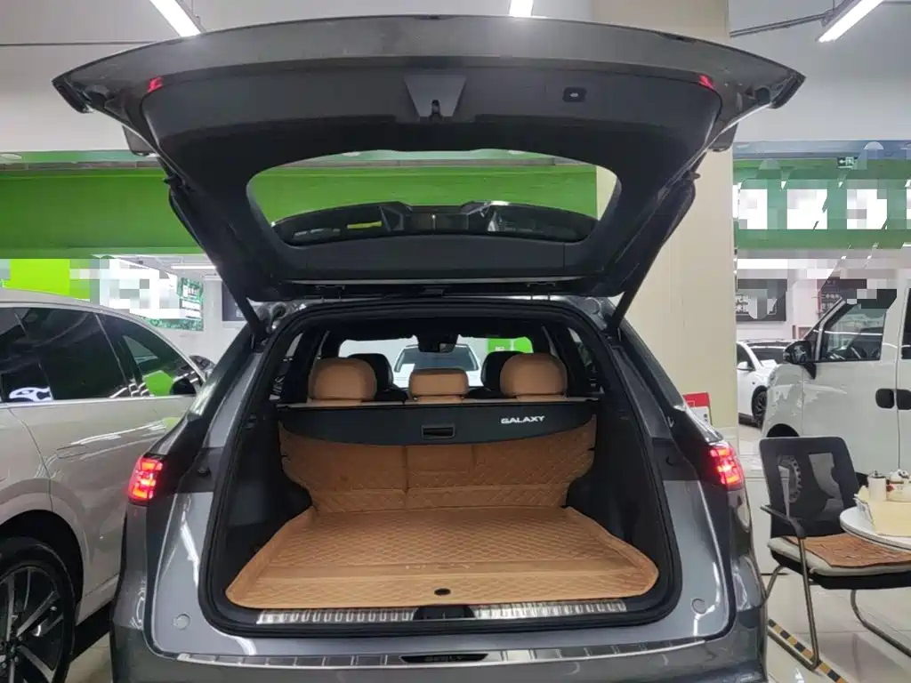 Geely Galaxy Galaxy Starship 7 EM-i 2025 2025 120km Navigation Edition