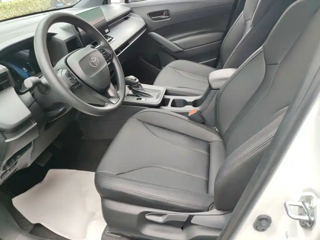 Toyota Corolla Cross 2026 2025 2.0L Pioneer Edition