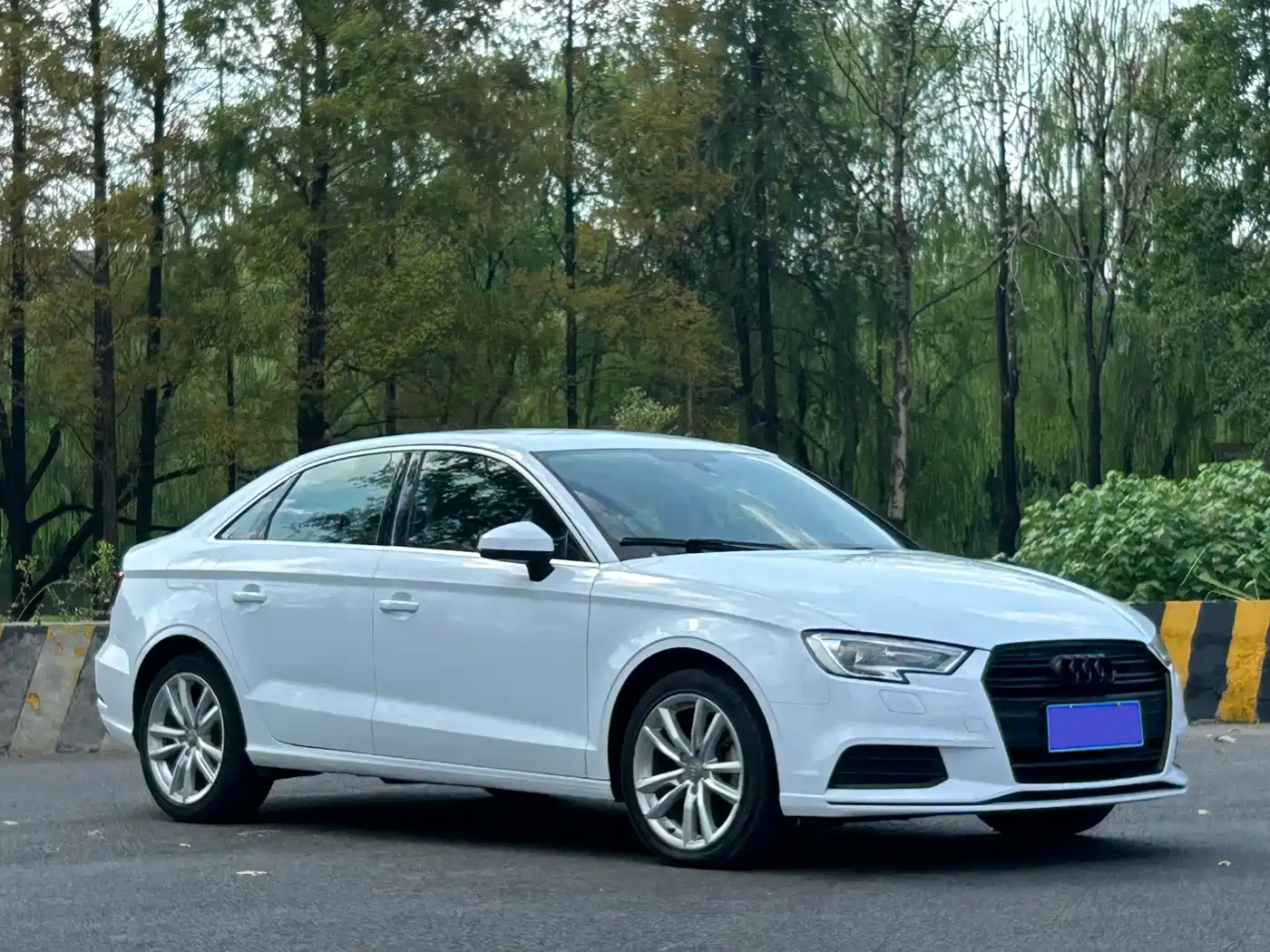 Photo 3 - Audi A3