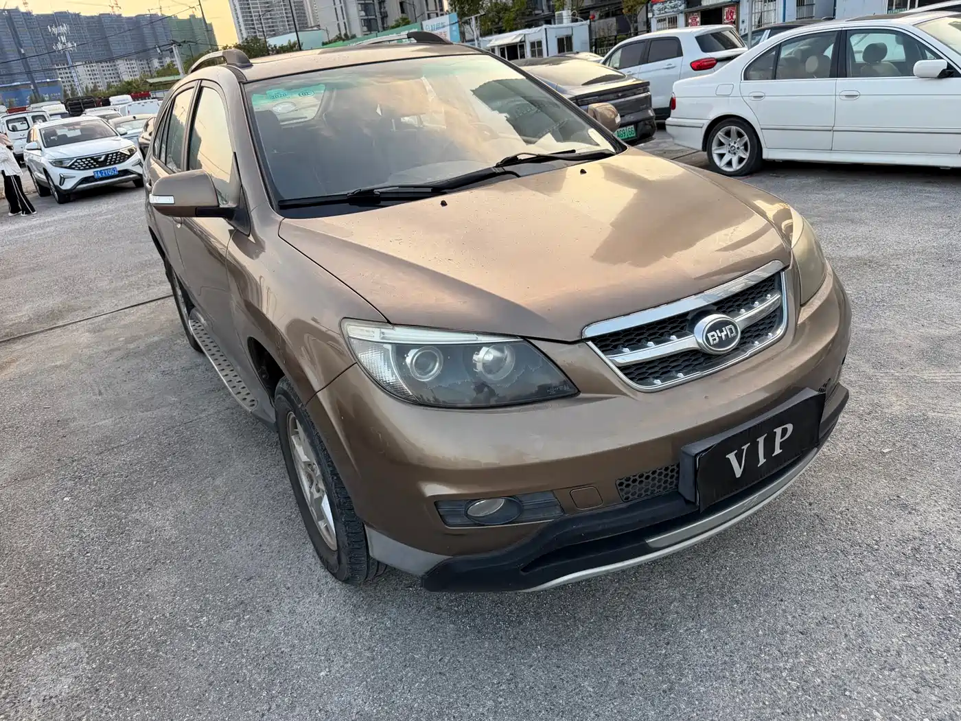 BYD S6 2014 2014 Model 2.0L Manual Exclusive 5-Seater