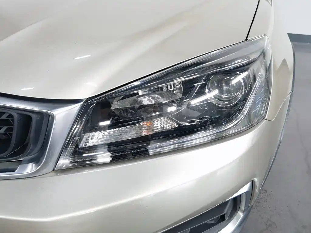 Geely Vision S1 2019 2019 Upgrade 1.5L CVT Luxury
