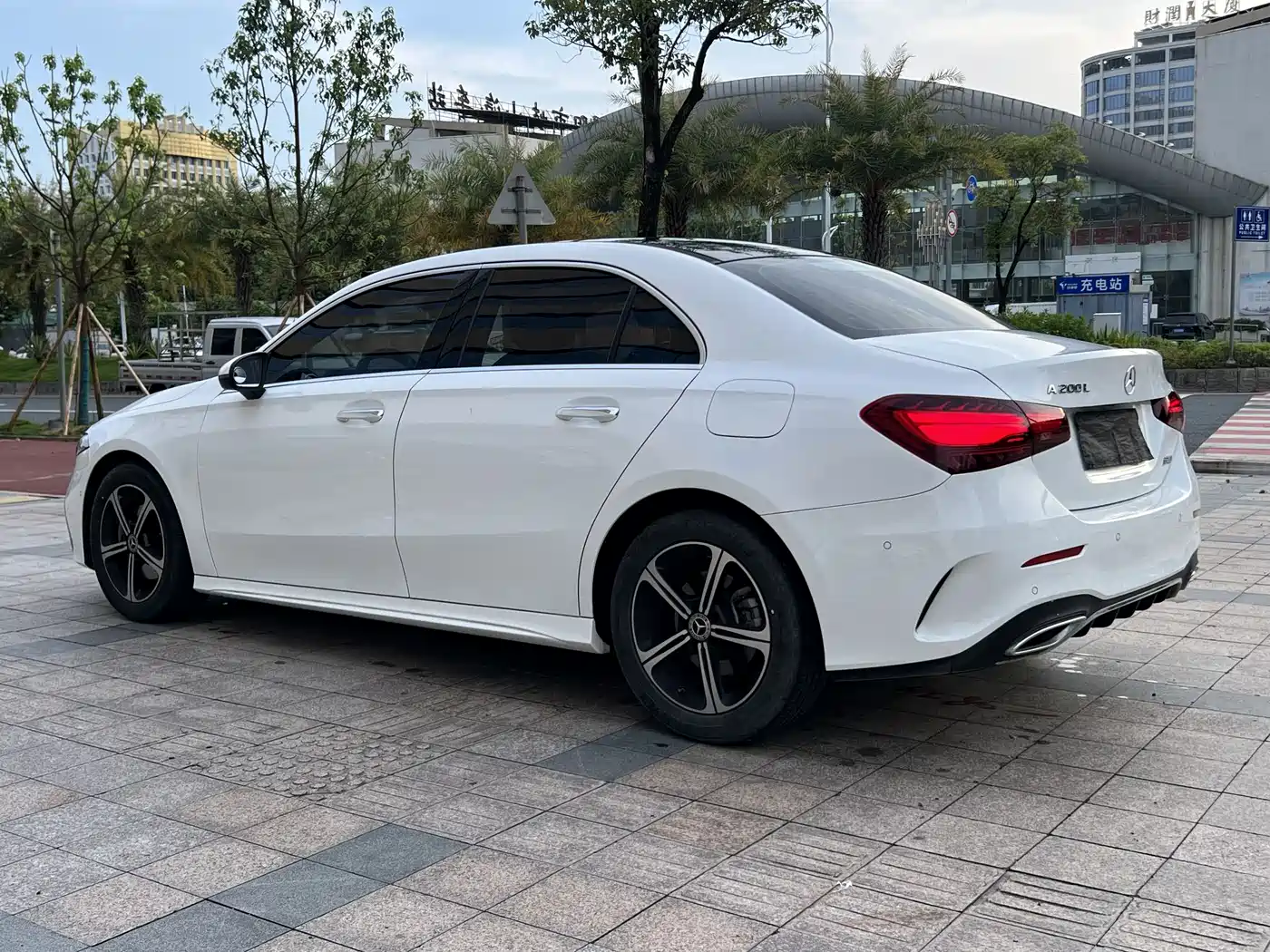 MERCEDES-BENZ CLASS A