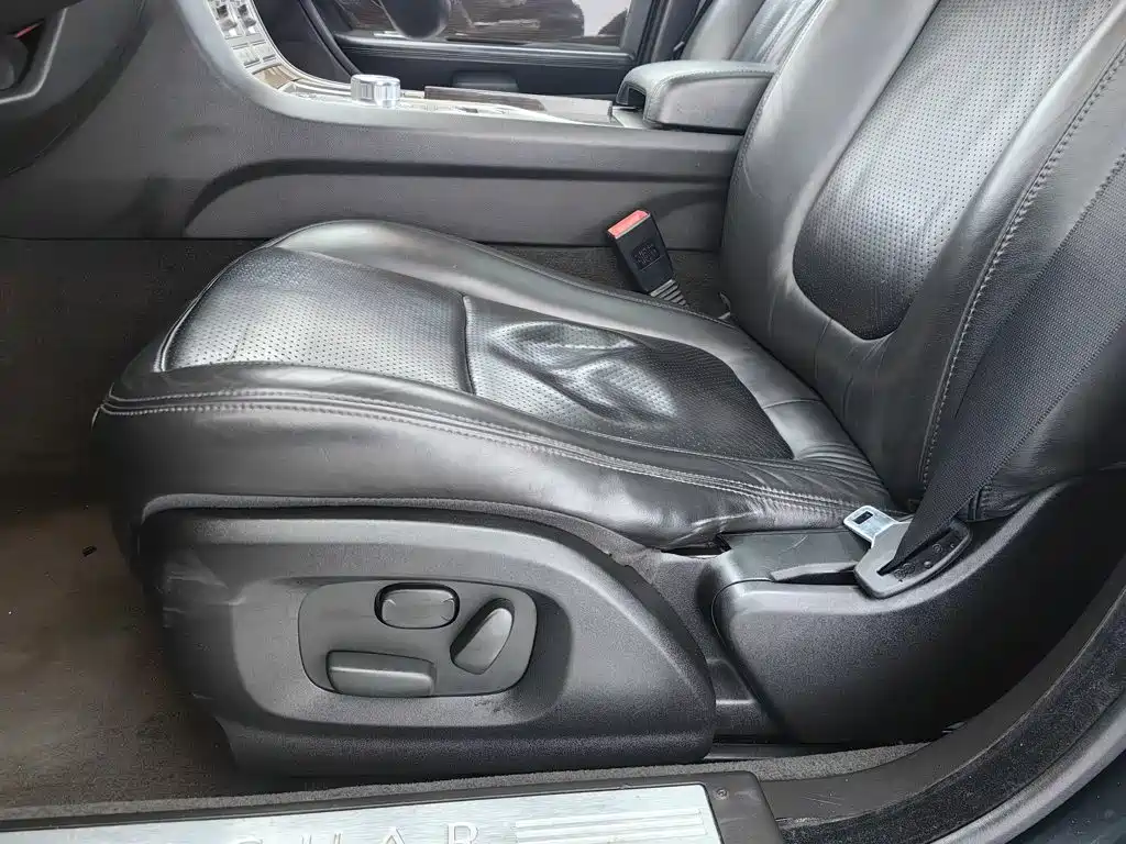 Jaguar XF 2010 2009 Model XF 3.0L V6 Luxury Edition