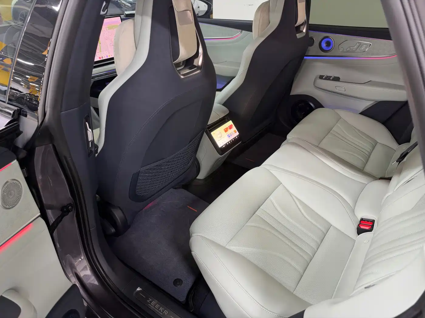 ZEEKR 001 2025 2026 WE Edition 95kWh AWD