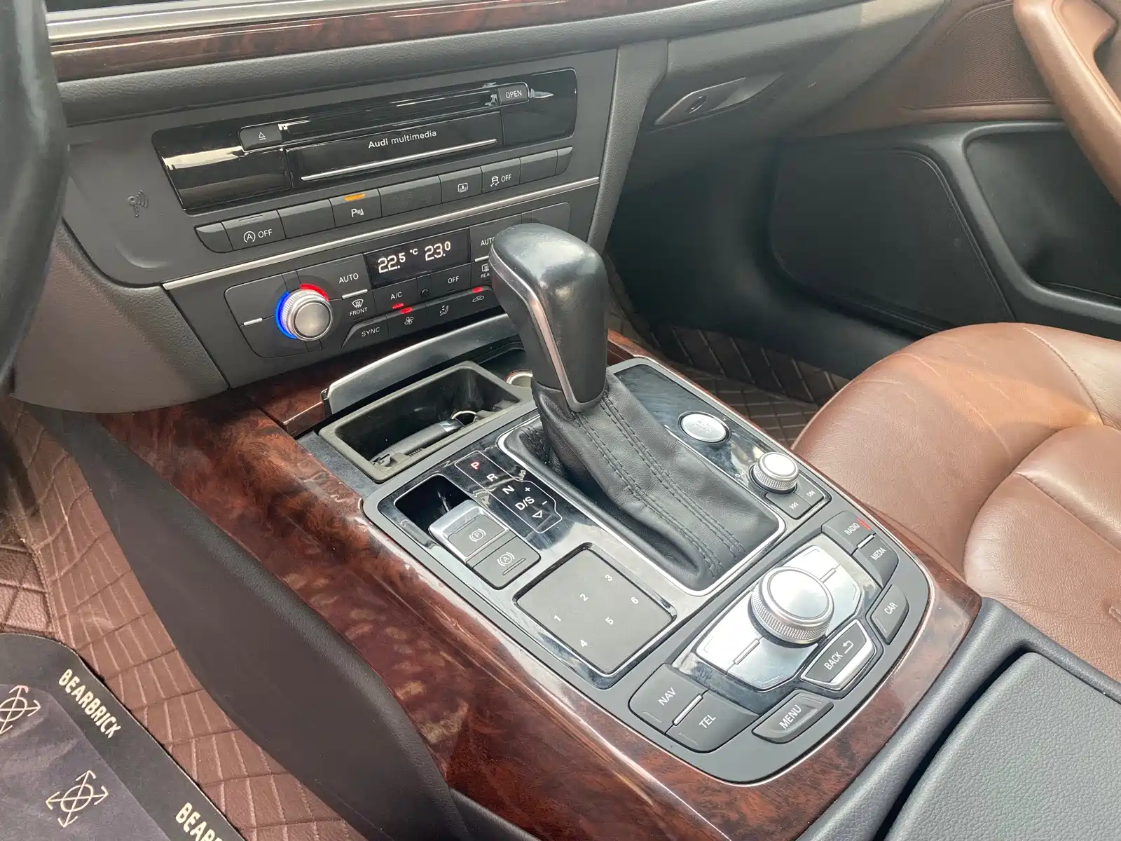 صورة 11 - Audi A6L