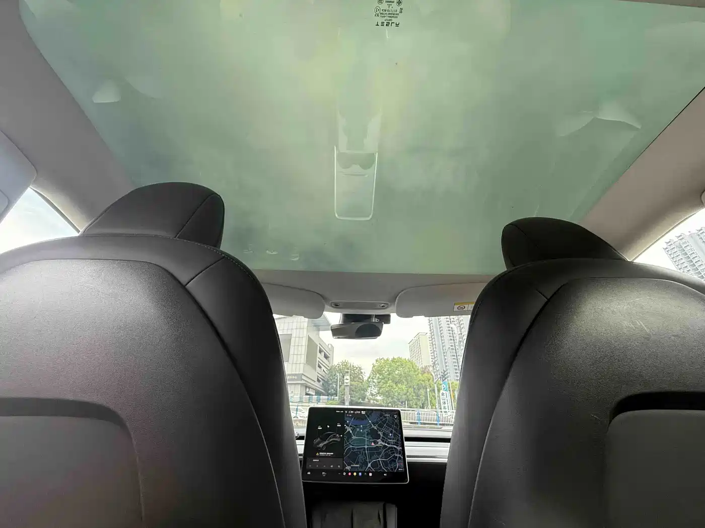 Фото 8 - Tesla Model 3