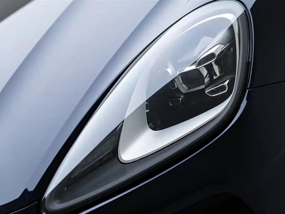 PORSCHE CAYENNE NEW ENERGY
