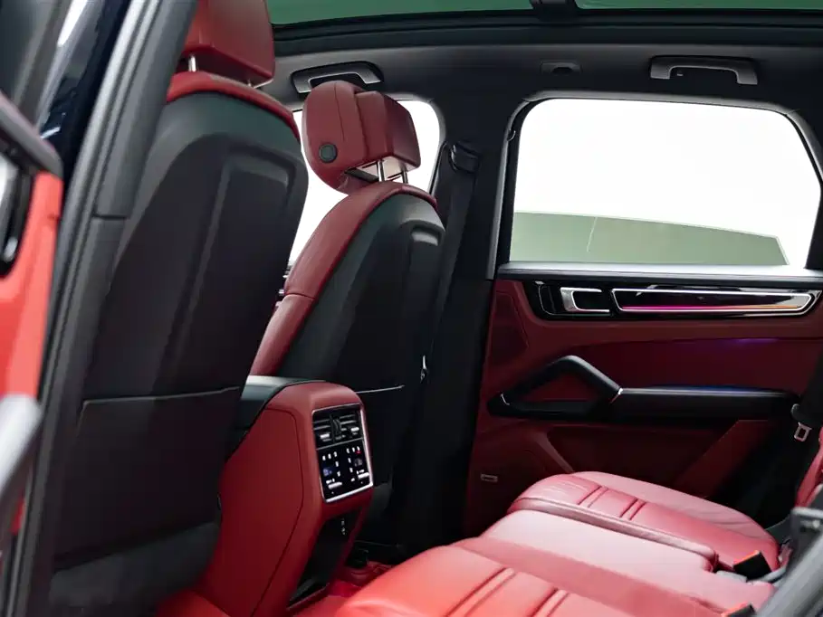 PORSCHE CAYENNE NEW ENERGY