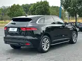 Фото 6 - Jaguar F-PACE