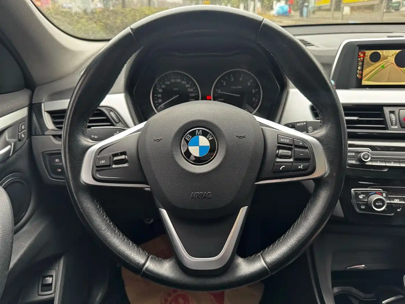 BMW X1 2016 sDrive18Li Fashion Model фото 16